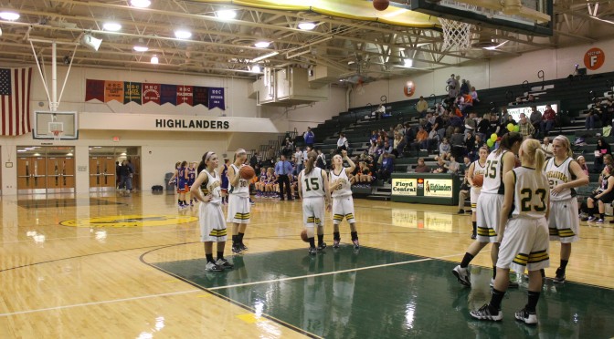 Girls’ JV basketball faces off against Silver Creek before tournament